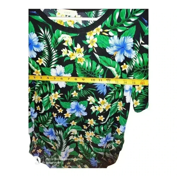Lush Blouse High Low Top Women's Hawaiian Floral Short Sleeve Scoop Neck Size M - Picture 5 of 9